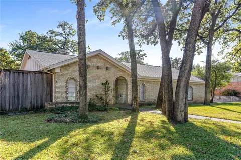 203 Walnut Way, Euless, TX 76039 photo 5