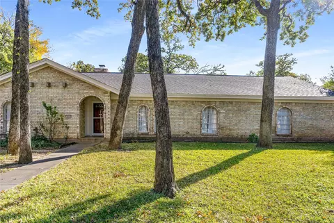 203 Walnut Way, Euless, TX 76039 photo 6