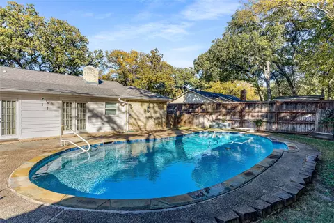 203 Walnut Way, Euless, TX 76039 photo 30