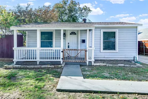 2916 Livingston Ave, Fort Worth, TX 76110