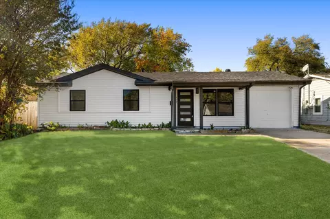 Exterior - 407 Freestone Dr, Euless, TX 76039 photo 1 of 1