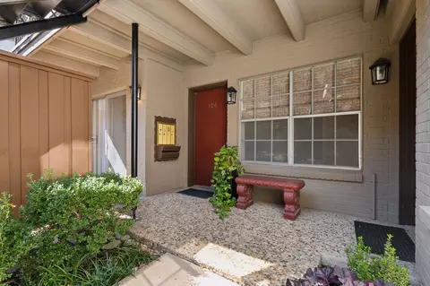4207 Avondale Ave #106, Dallas, TX 75219