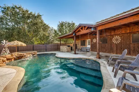 5824 Springtide Dr, Fort Worth, TX 76135