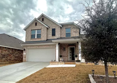 1900 Highlander Ct, Fort Worth, TX 76120