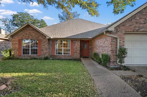 Exterior - 3133 Chimney Hill Dr, Waco, TX 76708 photo 2 of 4
