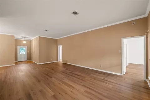 Living - 3133 Chimney Hill Dr, Waco, TX 76708 photo 3 of 7
