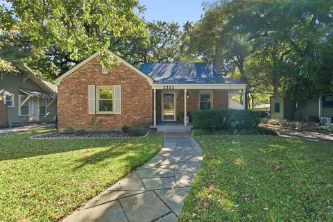 2322 Carnation Ave, Fort Worth, TX 76111