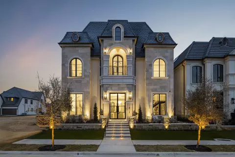 1812 Riviera Ln, Southlake, TX 76092