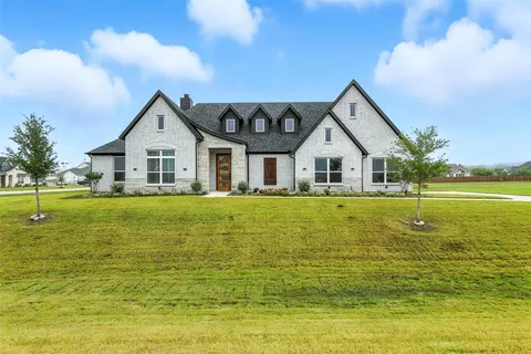 3141 Claire Dr, Midlothian, TX 76065