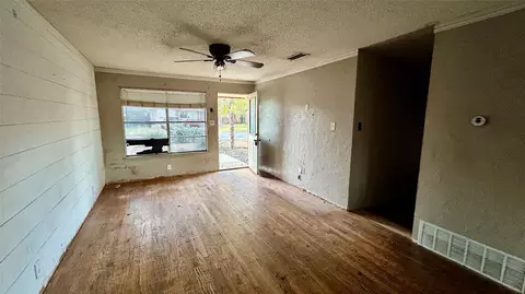 Living - 108 Freeman St, Terrell, TX 75160 photo 2 of 2