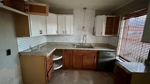 Kitchen - 108 Freeman St, Terrell, TX 75160 photo 3 of 3