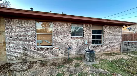 Exterior - 108 Freeman St, Terrell, TX 75160 photo 8 of 12