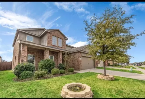 2315 Julia Ln, Forney, TX 75126