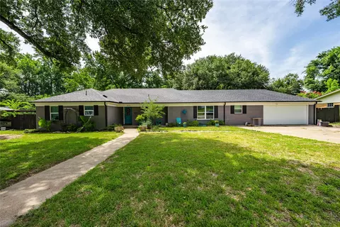 603 Mosley Dr, Athens, TX 75751