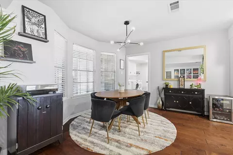 Dining - 110 E 7th St, Irving, TX 75060 photo 1 of 2