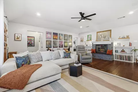 Living - 110 E 7th St, Irving, TX 75060 photo 2 of 2