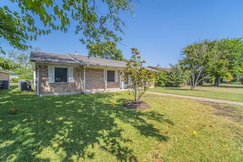 705 S 4th St, Midlothian, TX 76065