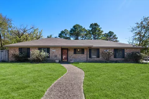 405 Fairmont Ave, Corsicana, TX 75110