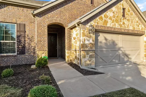Exterior - 317 Timberline Dr, Midlothian, TX 76065 photo 3 of 6