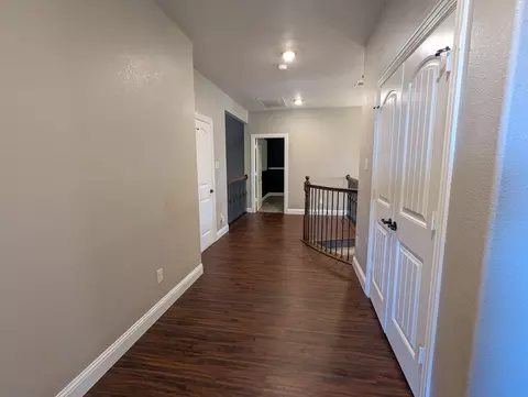 Entry Way - 3520 Mohan Ct, Sachse, TX 75048 photo 2 of 3