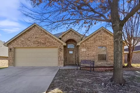 368 Lockwood Ln, Weatherford, TX 76087