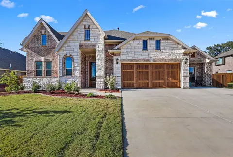 2204 Simpson Ln, Mansfield, TX 76063