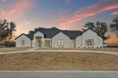 10213 Homesteader Rd, Moody, TX 76557