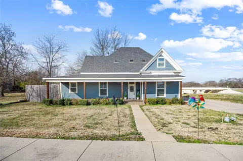 602 S Main St, Farmersville, TX 75442