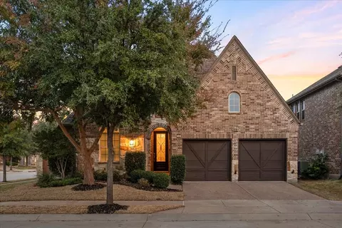 501 Proud Knight Ln, The Colony, TX 75056