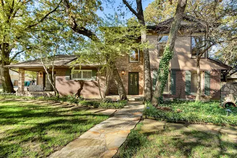 2514 Canyon Creek Dr, Sherman, TX 75092