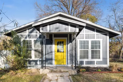 702 E 1st Ave, Corsicana, TX 75110
