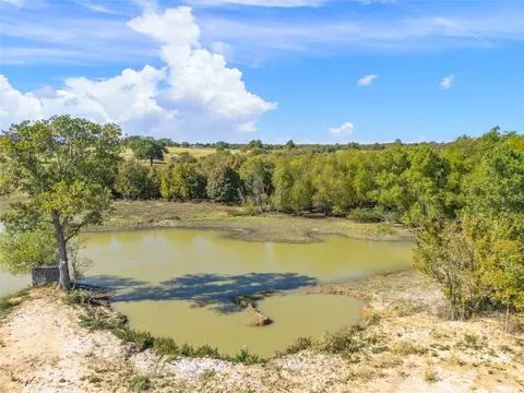 1120 Clover Dr, Poolville, TX 76487