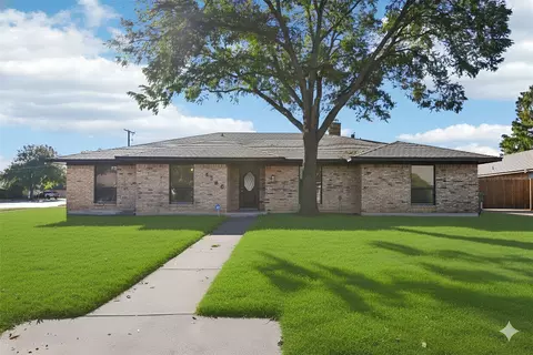 4300 Kingswick Dr, Arlington, TX 76016