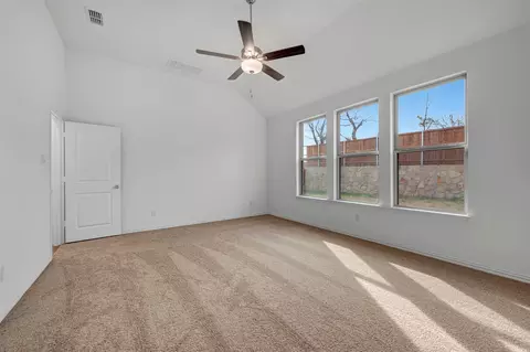 Bedroom - 2913 Classical Dr, Argyle, TX 76226 photo 2 of 10