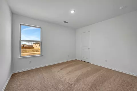 Bedroom - 2913 Classical Dr, Argyle, TX 76226 photo 7 of 10
