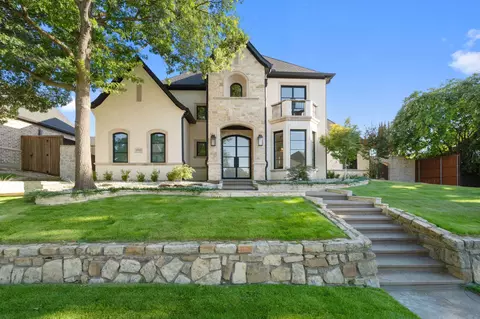 6912 Crystal Falls Dr, Plano, TX 75024