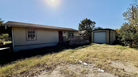113 Adolphus Ave, Lake Dallas, TX 75065