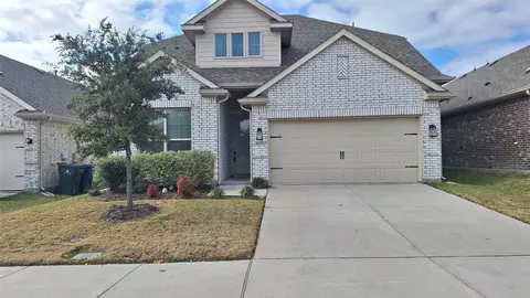 5653 Southern Fern Rd, Garland, TX 75043
