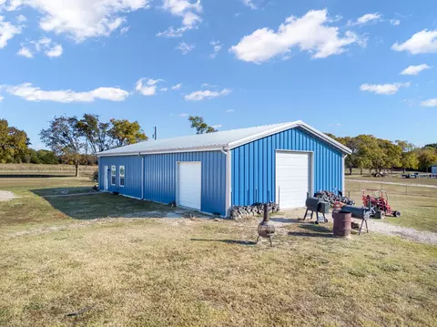 686 Cr 4715 Rd, Leonard, TX 75452