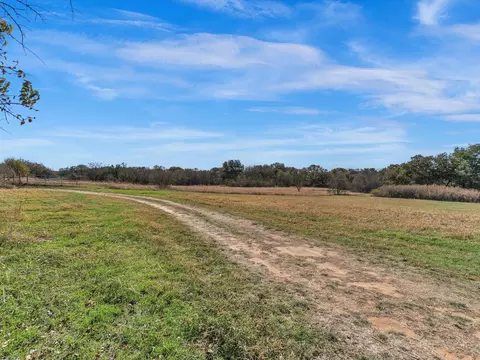 6334 Barrel Springs Rd, Nocona, TX 76255