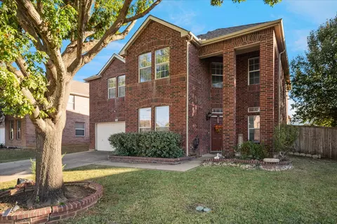1104 Windhaven Cir, Lewisville, TX 75067