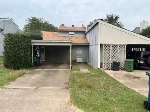717 Cain St, Lake Dallas, TX 75065