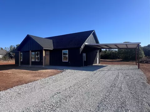 1005 Bradshaw Ct, Springtown, TX 76082
