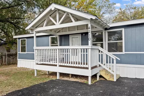 4210 Wheeler St, Bellmead, TX 76705