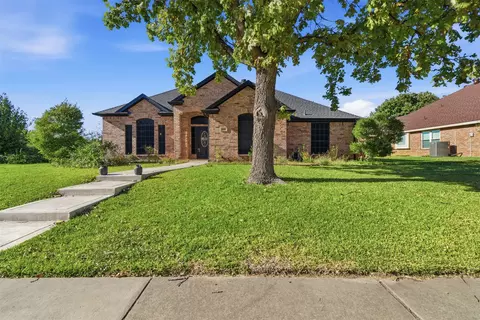 1116 Wilderness Trl, Crowley, TX 76036