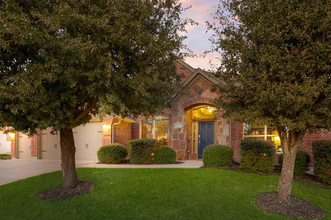 1211 Norfolk St, Roanoke, TX 76262