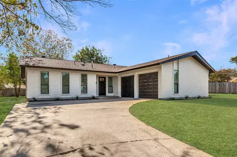 346 E Davis Cir, Duncanville, TX 75116