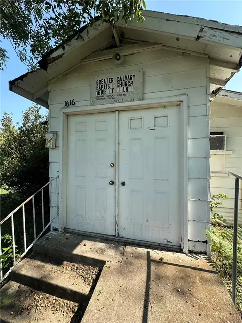 1616 E Walnut St, Waco, TX 76704 photo 3