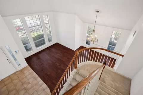 807 Peterstow Dr, Euless, TX 76039 photo 10