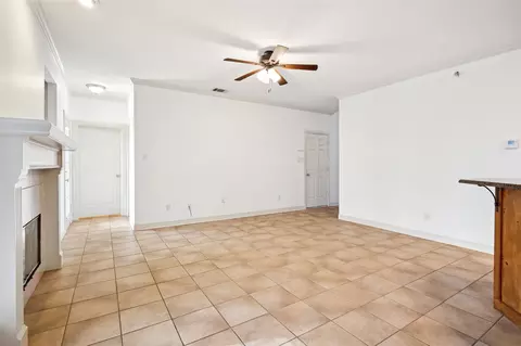 807 Peterstow Dr, Euless, TX 76039 photo 13